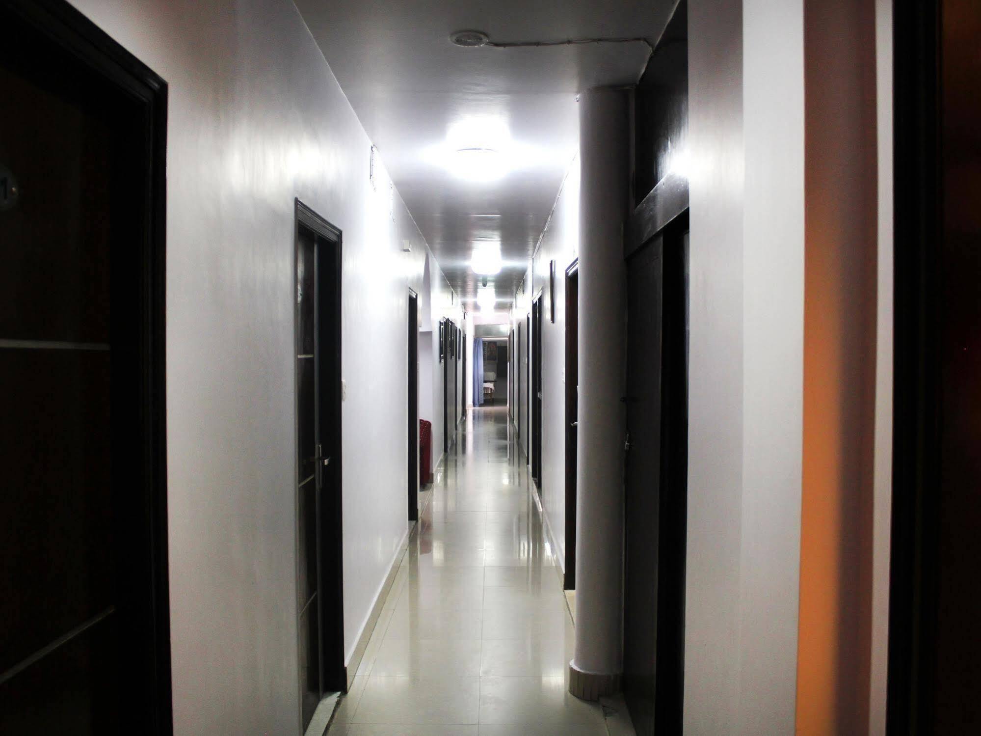 Hotel Rajmandir Faridabad Exterior photo